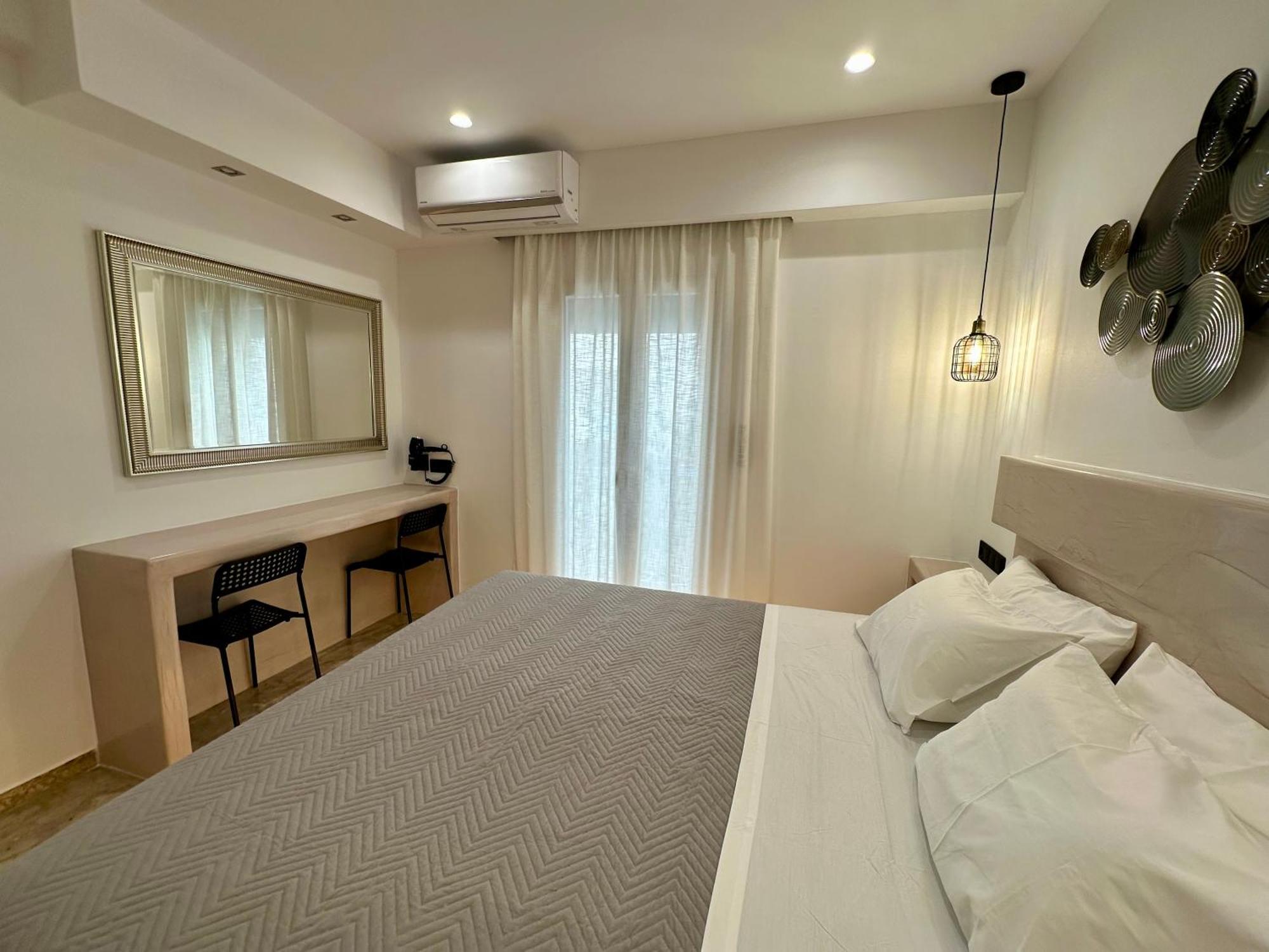 Aphrodite Hotel & Apartments อิออสคอรา ภายนอก รูปภาพ